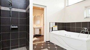 Ferienhaus | Badezimmer