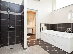 House | Bathroom