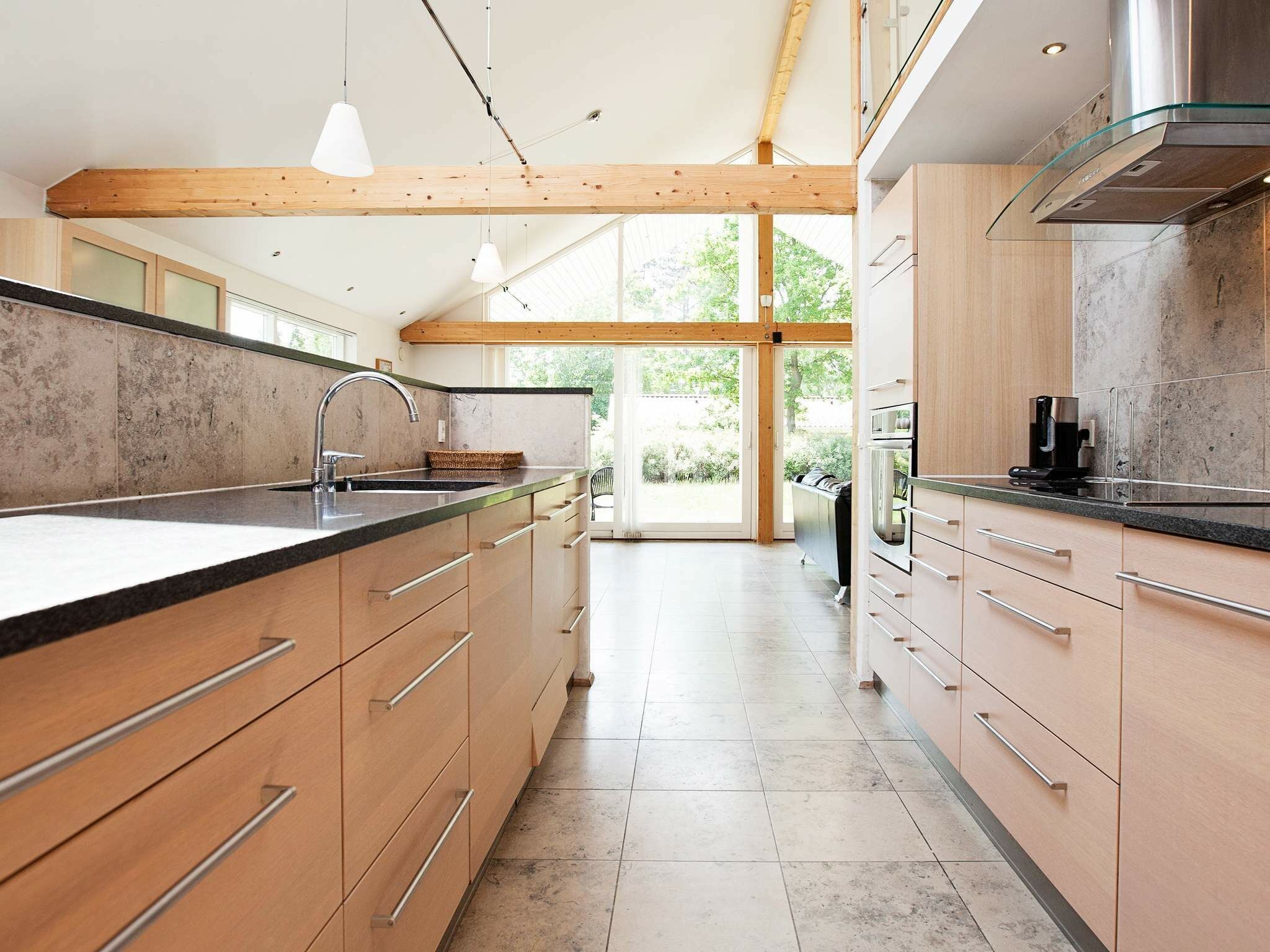 Hus | Eget kjøkken | Kjøleskap, mikrobølgeovn, kokeplater og oppvaskmaskin