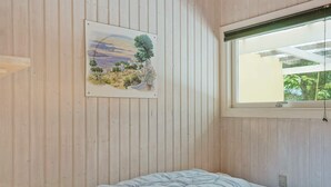 House - 8 Person Holiday Home in Aakirkeby (Akirkeby)
