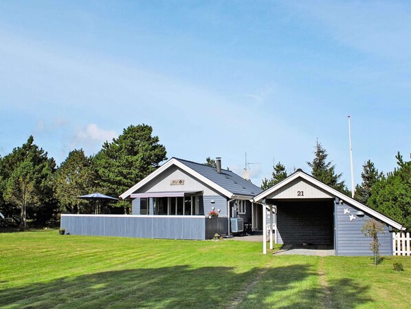 House | Exterior - 4 Person Holiday Home in Blavand (Blavand)