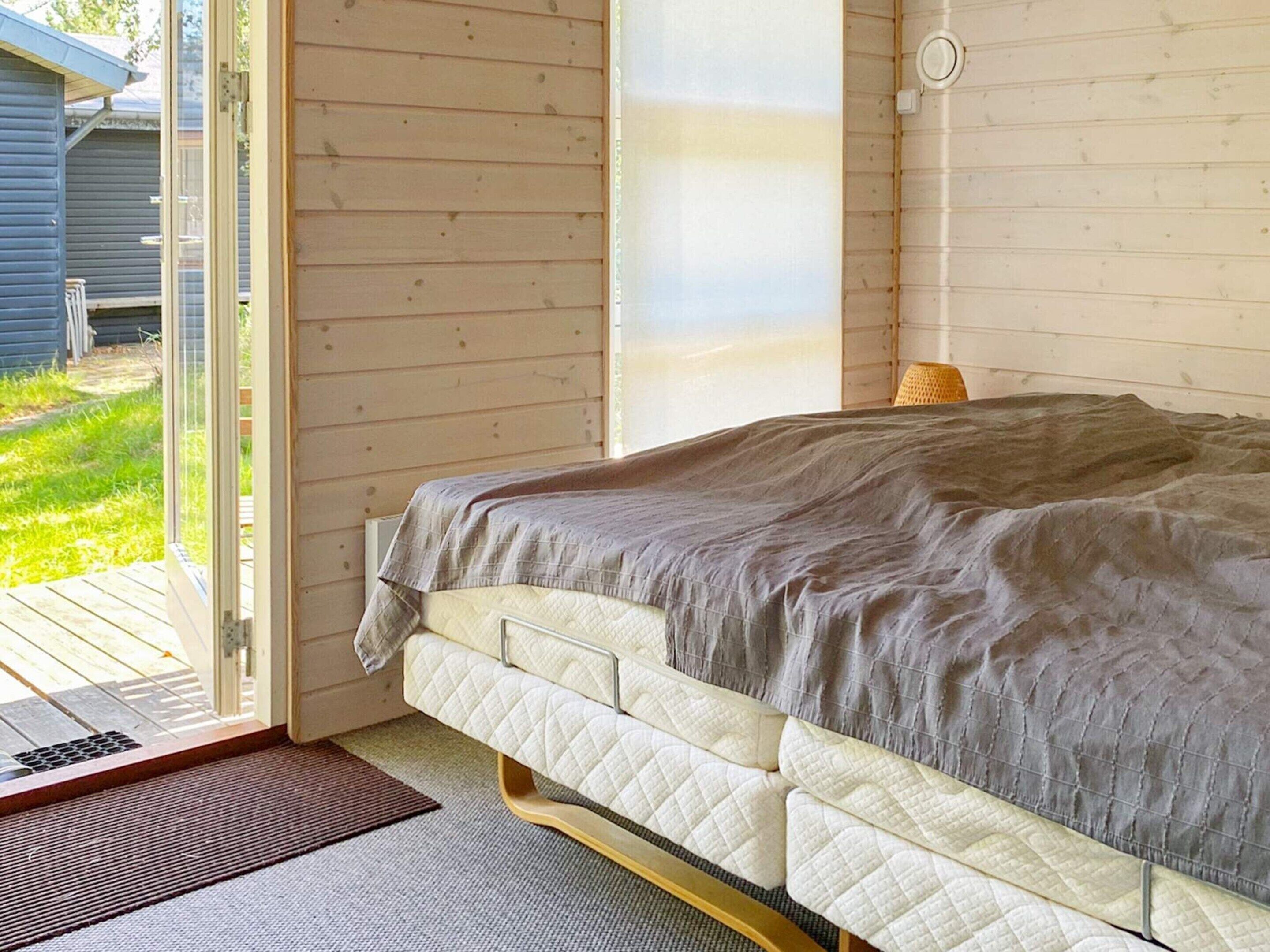 House | 3 bedrooms, individually furnished