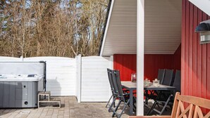 Outdoor dining - 6 Person Holiday Home in Hemmet (Hemmet)