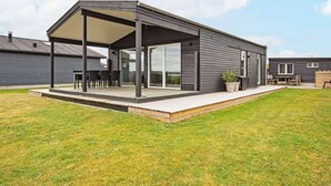 Exterior - 6 Person Holiday Home in Juelsminde (Juelsminde)