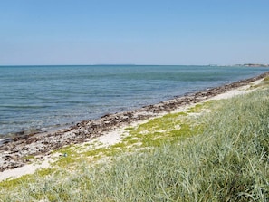 House | Lake view - 8 Person Holiday Home in Bogense (Bogense)