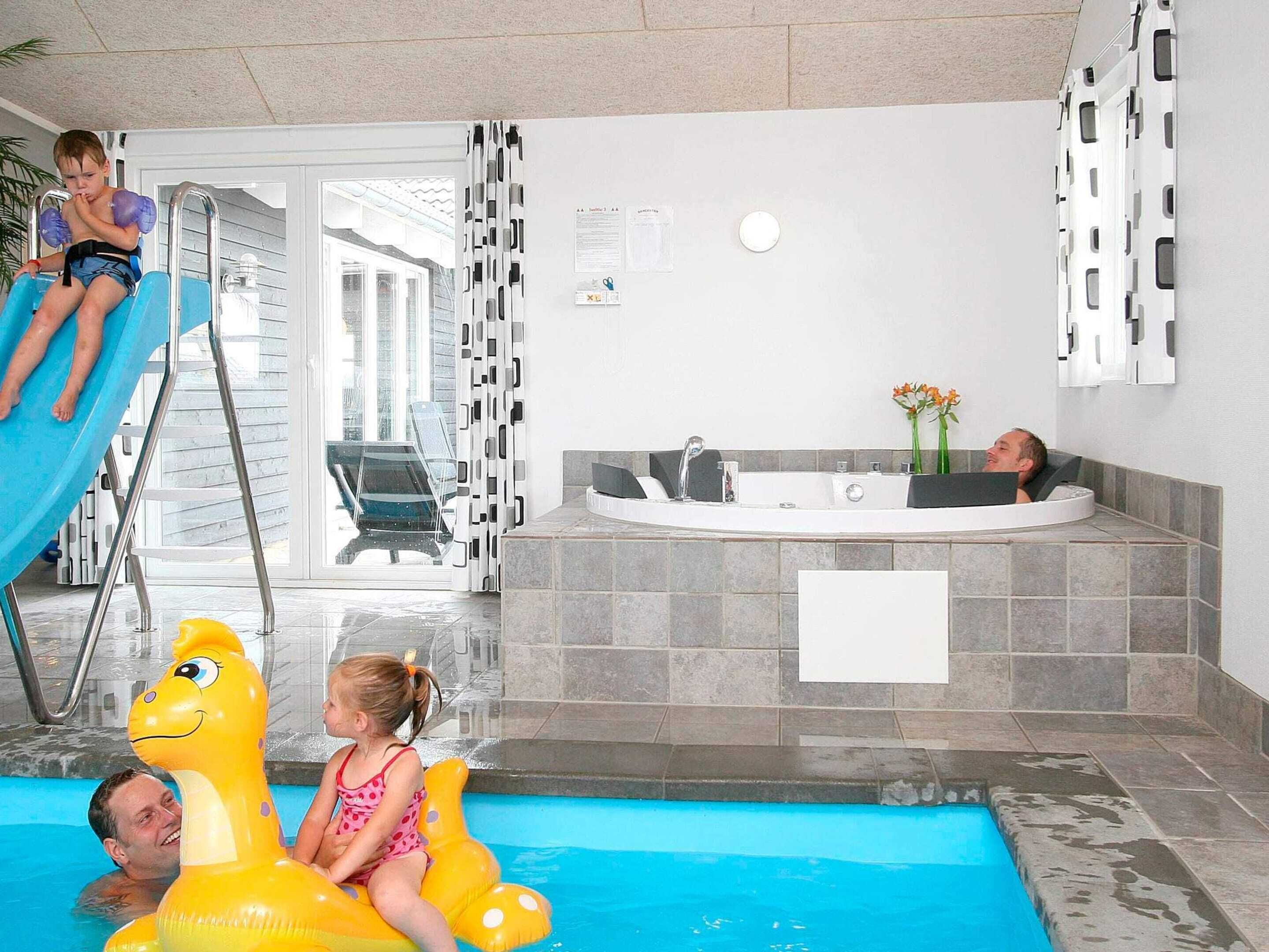 Maison | Piscine | Piscine couverte, piscine extérieure