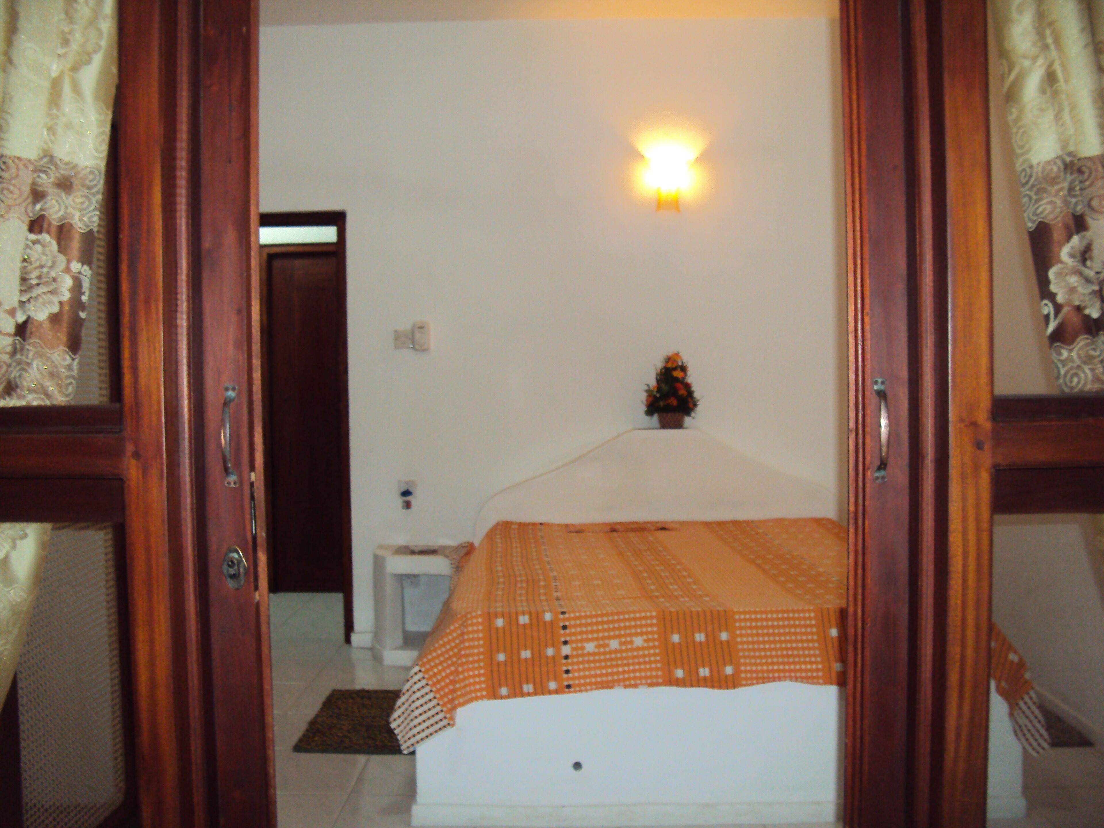 2 bedrooms
