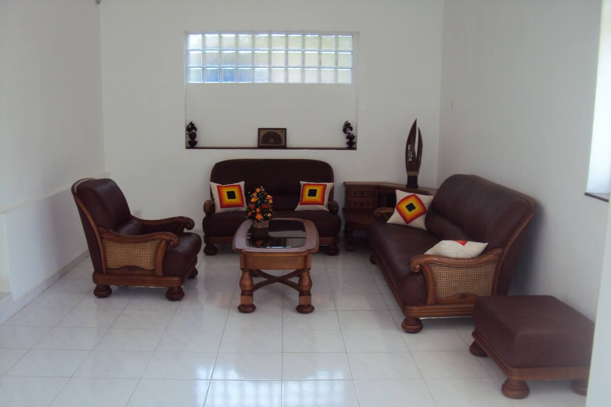 House, 2 Bedrooms, Smoking, Terrace | Living room