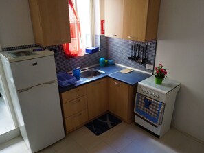 Plaque de cuisson, cafetière/bouilloire