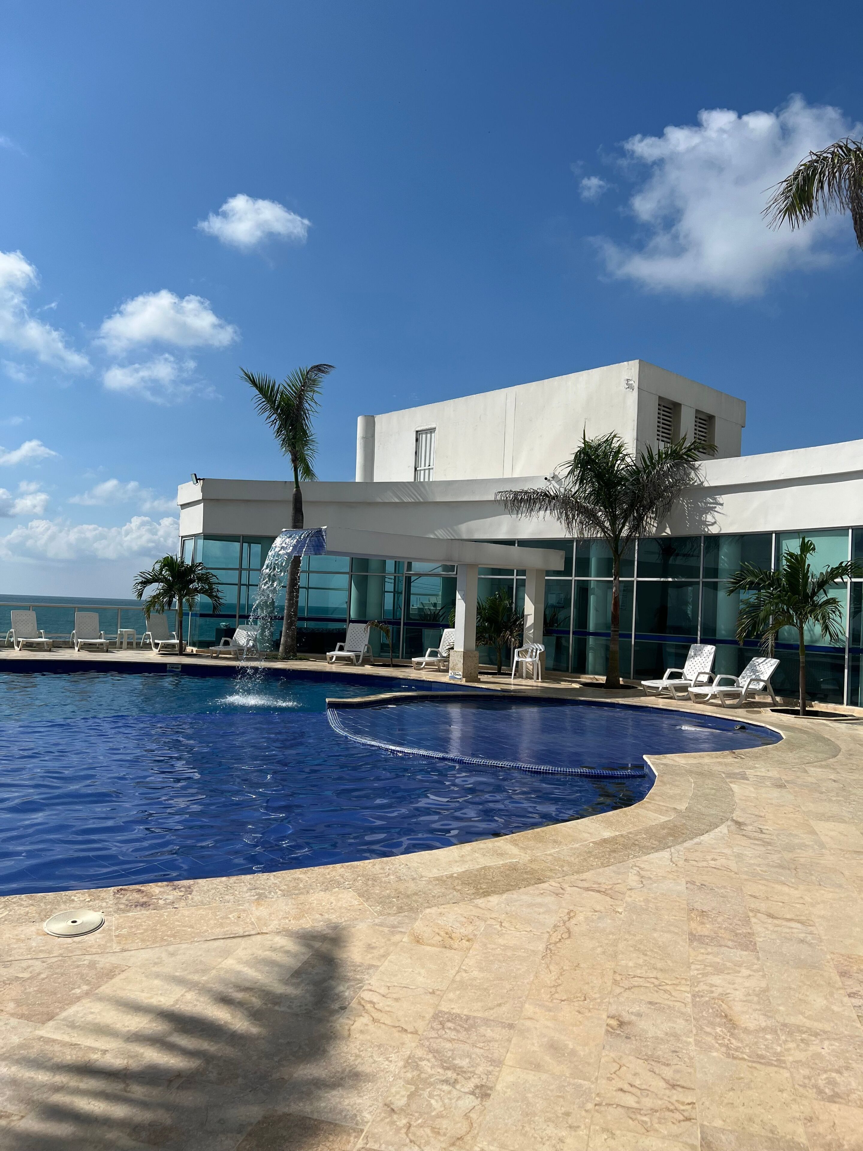 Apartment, 3 Bedrooms, Accessible, Smoking | Front of property