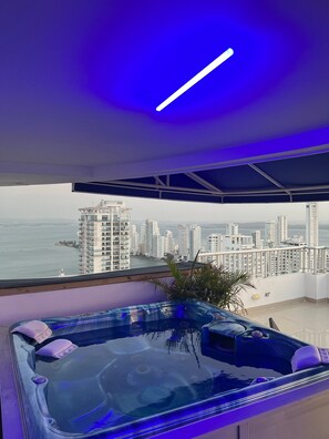 Apartment, 3 Bedrooms, Accessible, Smoking | Terrace/patio