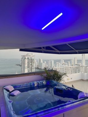 Apartment, 3 Bedrooms, Accessible, Smoking | Terrace/patio