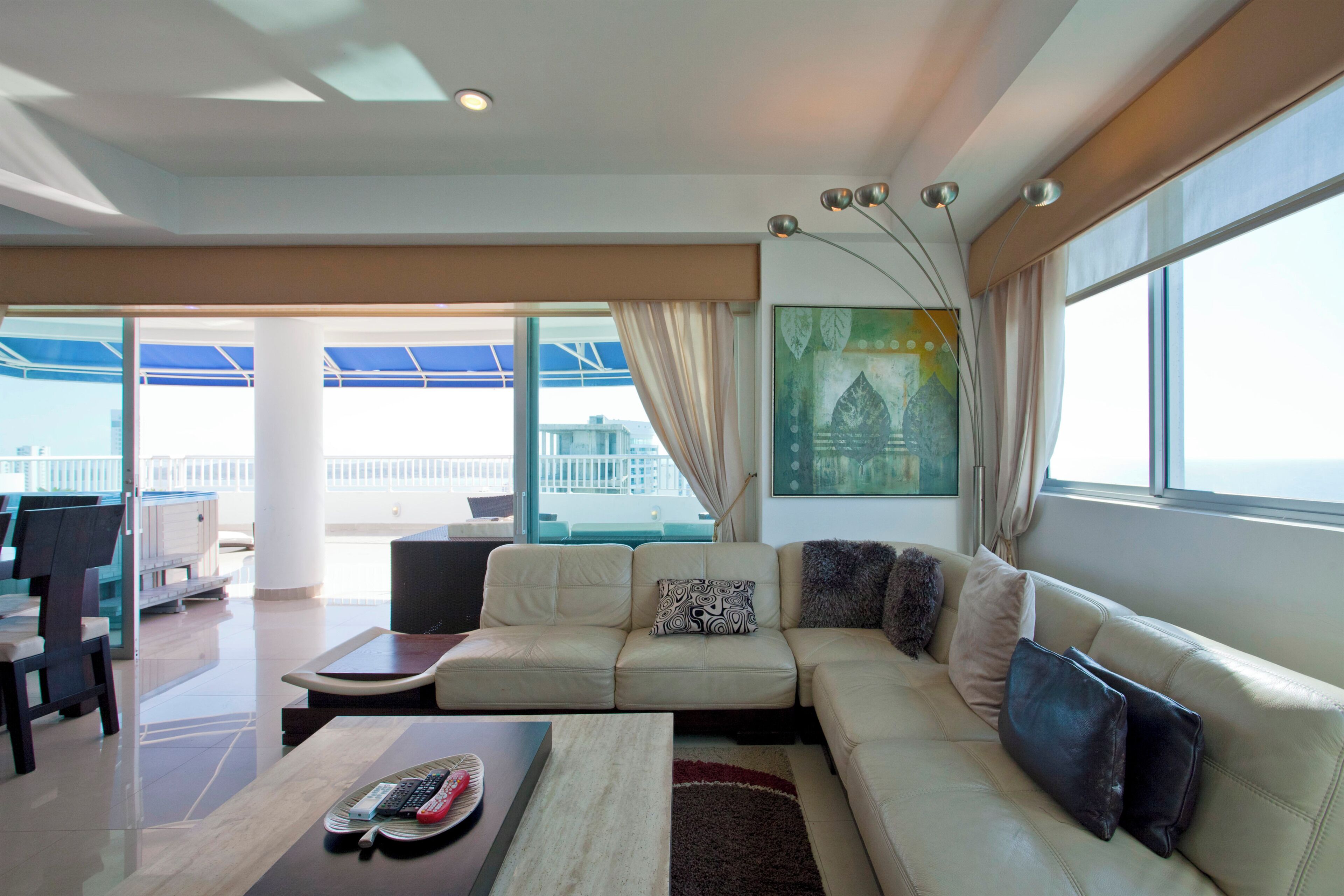 Apartment, 3 Bedrooms, Accessible, Smoking | Living area