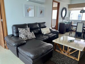 Apartment, 3 Schlafzimmer, barrierefrei, Raucher | Flur
