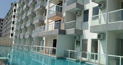 1br Apartment With Pool