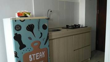 Apartemen, 1 kamar tidur, teras | Dapur pribadi | Lemari es, kompor, dan peralatan masak/sendok-piring