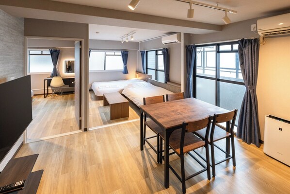 2 bedrooms, desk, free WiFi, bed sheets