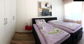 1 bedroom, free WiFi, bed sheets