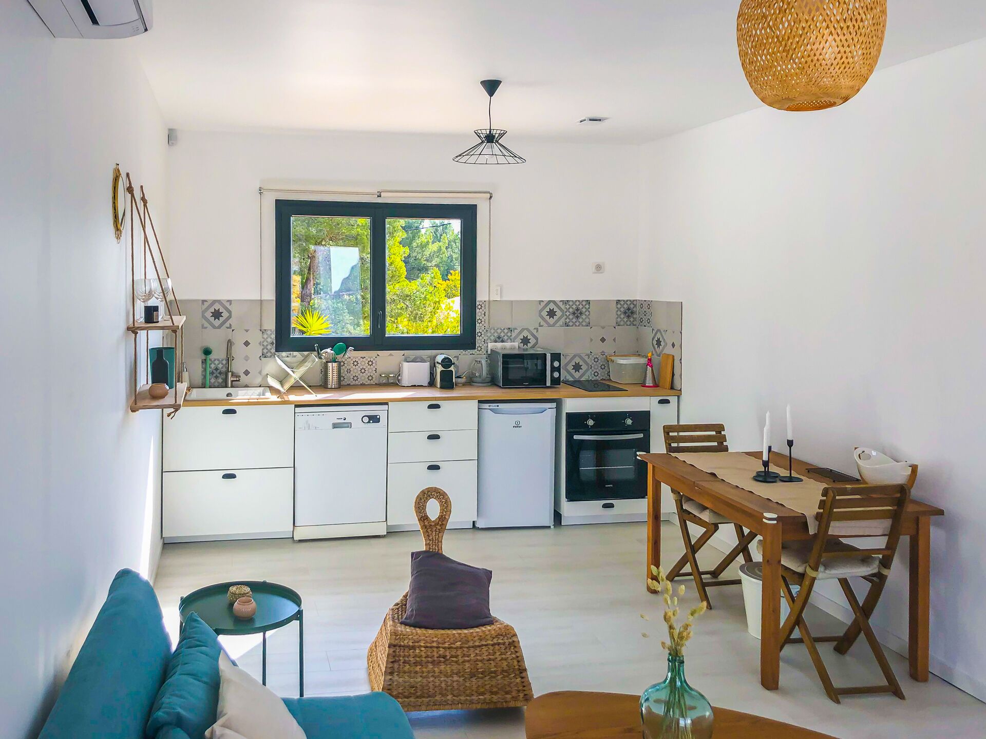 Hill view apartment, swimming pool