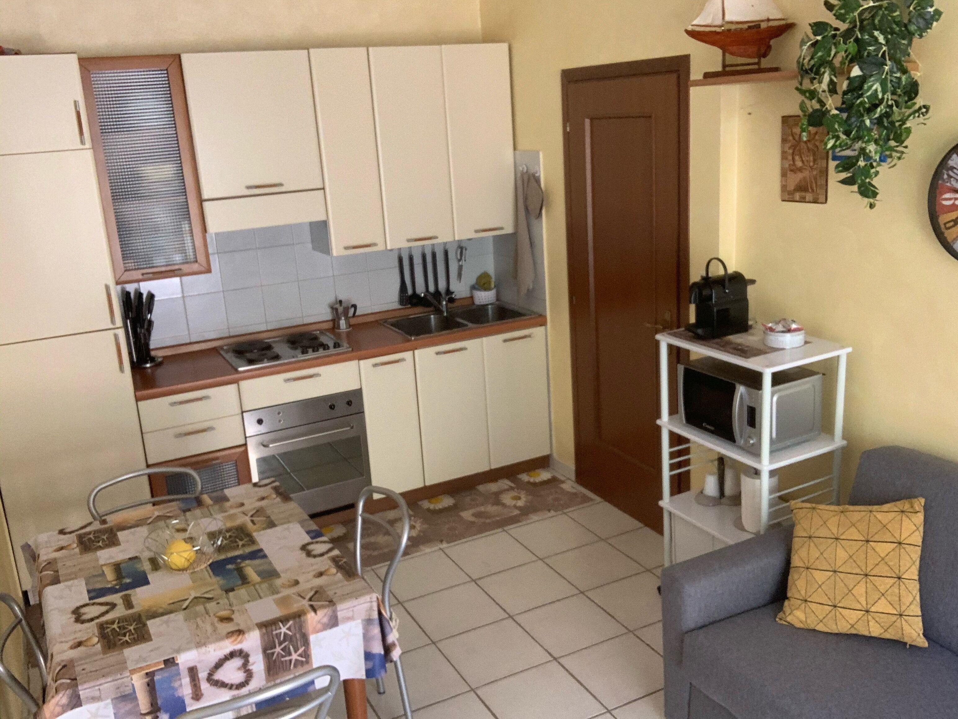 Bilocale piano terra con ampia veranda 