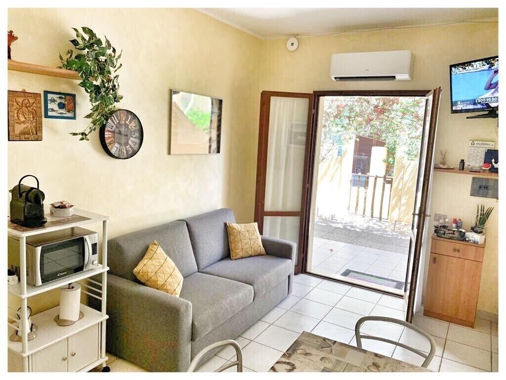 Bilocale piano terra con ampia veranda 