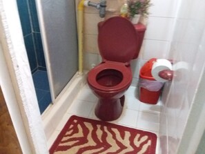 Room, 1 Bedroom, Smoking, Balcony | Bathroom