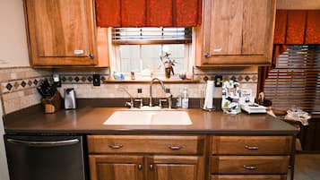 Shared Dormitory, 2 Bedrooms, Smoking, Patio | Interior