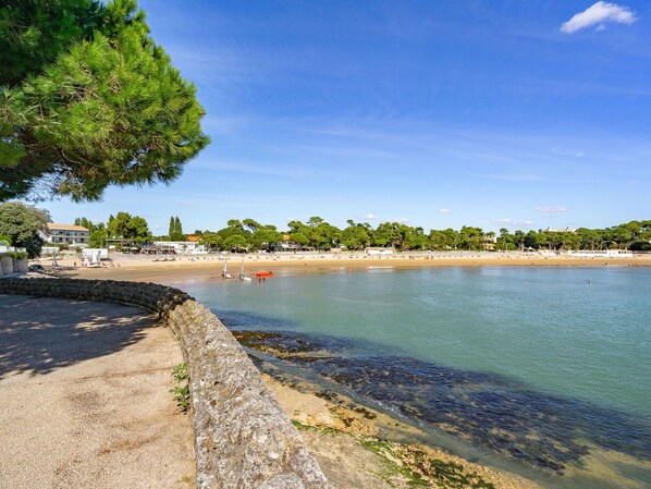 Strand