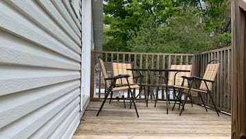 Apartment, 1 Bedroom, Balcony, City View | Terrace/patio