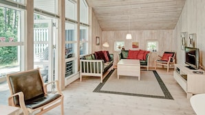 Unclassified image, 5 of 16, button - Spacious Holiday Home With Sauna in Aakirkeby (Akirkeby)