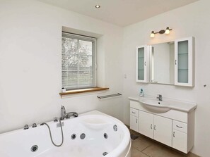 Bathroom - 11 Person Holiday Home in Albaek (Aalbaek)