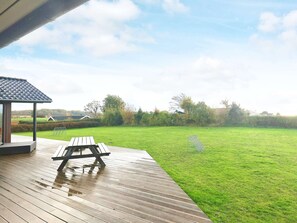 House | Water view