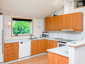 House | Interior - 4 Star Holiday Home in Vaeggerlose (Vaeggerlose)