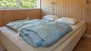 Room - Comfortable Holiday Home in Hadsund Near Sea (Hadsund)