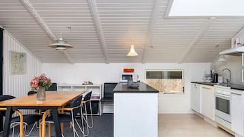 House | Private kitchen | Highchair