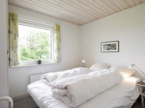 5 bedrooms - 10 Person Holiday Home in Blavand (Blavand)