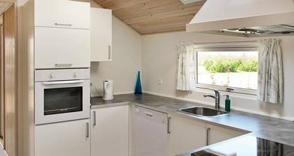 Tranquil Holiday Home in Væggerløse near Sea