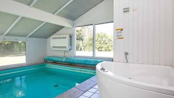 House | Spa treatment