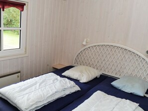 3 bedrooms, individually furnished, cribs/infant beds