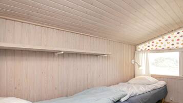 4 bedrooms