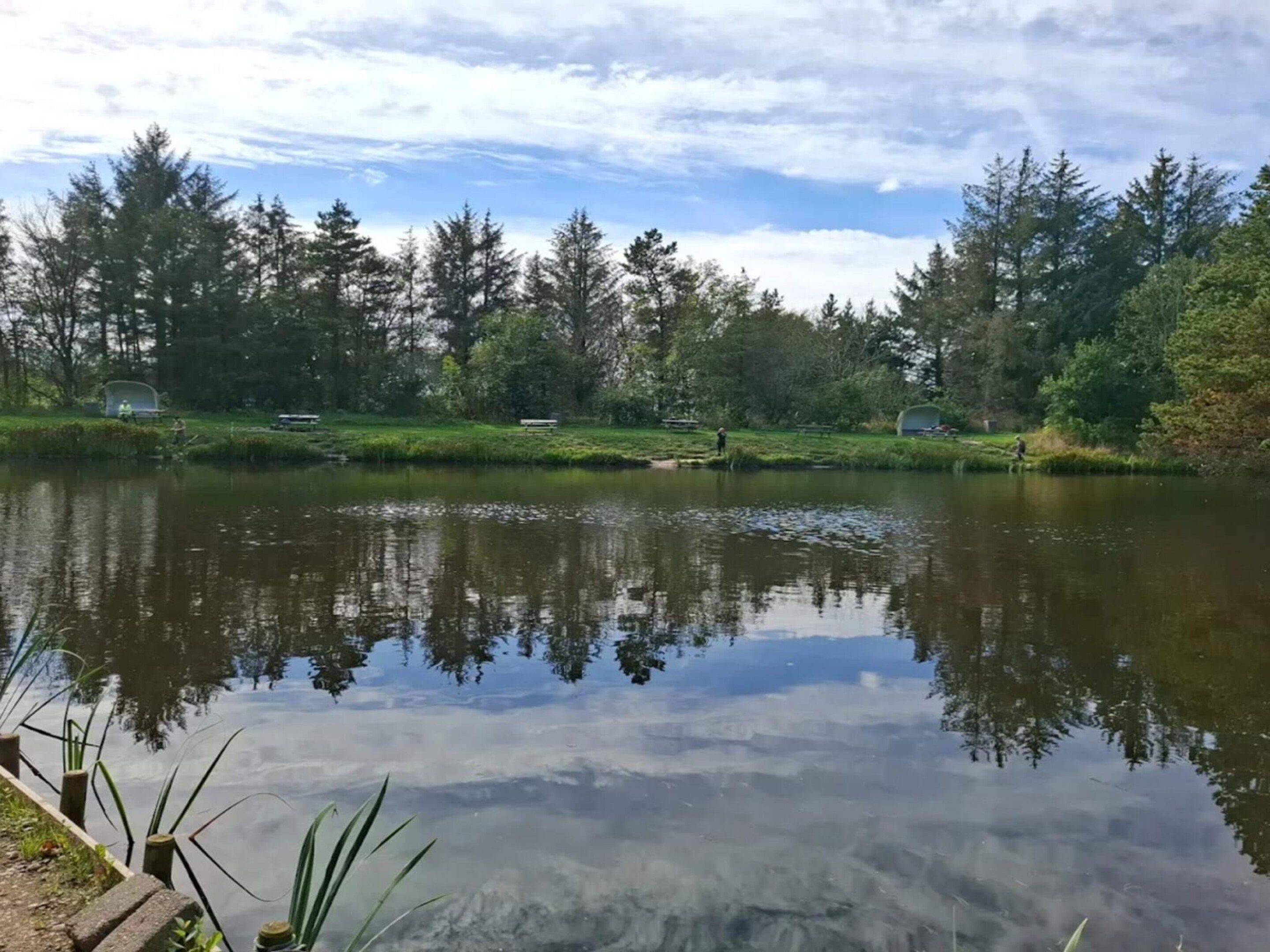 Pemandangan perairan