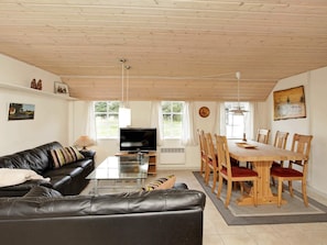 House | Interior - 4 Person Holiday Home in Blavand (Blavand)
