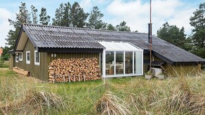 Unclassified image, 3 of 22, button - Comfortable Holiday Home in Blavand Near Sea (Blavand)