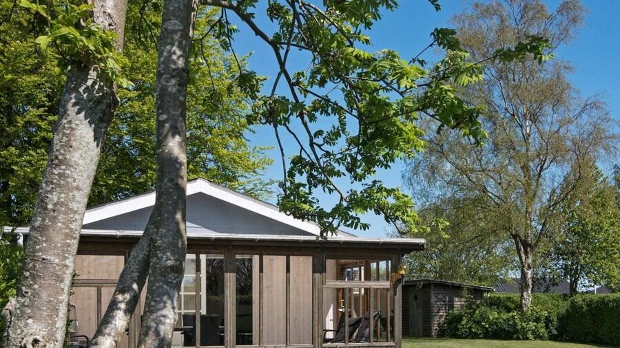 Relaxing Holiday Home in Hejls near Coast
