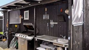 Exterior - Elegant Holiday Home in Juelsminde With Terrace (Juelsminde)