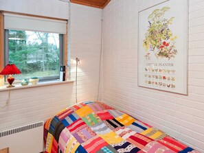 Room - 5 Person Holiday Home in Blavand (Blavand)