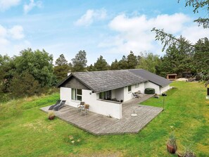 Exterior - 5 Person Holiday Home in Blavand (Blavand)