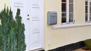 Besorolás nélküli kép, 2. 17 közül, gomb