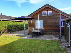 Exterior - Charming Holiday Home in Frederikshavn Near Beach (Frederikshavn)