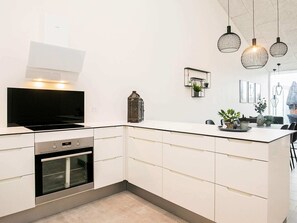 Apartment | Private kitchen | Highchair